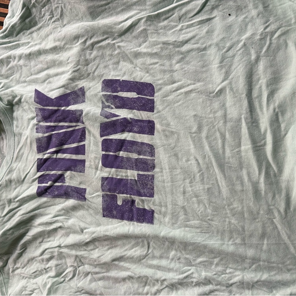 American Eagle Outfitters Purple and Green Short Sleeve Tee